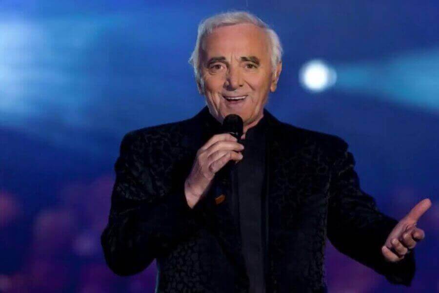 ՇԱՌԼ ԱԶՆԱՎՈՒՐ ( CHARLES AZNAVOUR ) / 10 ՓԱՍՏ ՇԱՌԼ ԱԶՆԱՎՈՒՐԻ ՄԱՍԻՆ