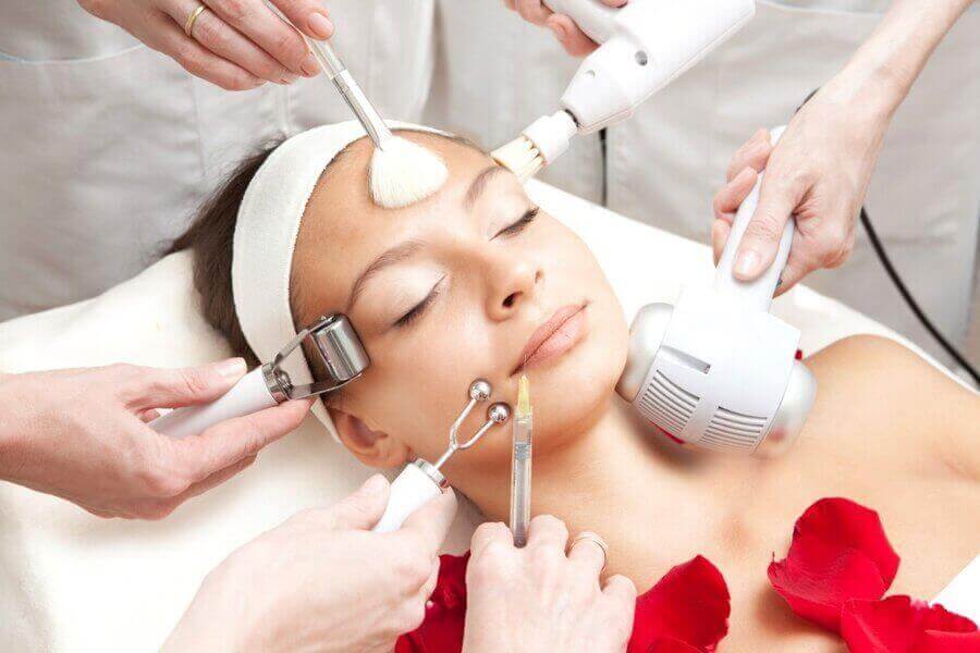 KOSMETOLOGIA - ՊԼԱԶՄՈԹԵՐԱՊԻԱ - ԼԻՖԹԻՆԳ - ՄԵԶՈԹԵՐԱՊԻԱ